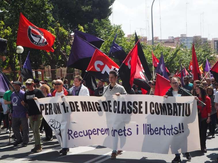 TREBALL MALARRASSA 9 >Manifestacions > a Terrassa i Sabadell El 1r de Maig mobilitza milers de persones >El > Primer de Maig es va celebrar als carrers de Terrassa i Sabadell.