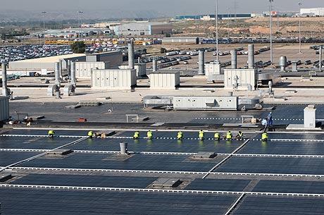 - La planta localizada en la localidad zaragozana de Zuera, la cual tiene una capacidad de 9 94 MW. - El parque solar fotovoltaico Enerland en Vinaceite (Teruel) de 8 MW.
