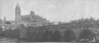Vista panorámica de Salamanca, con el puente