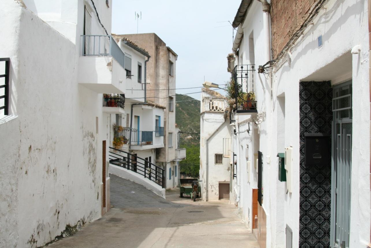 carretera a Real de Montroi); Calle de la Paz