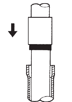 2 mm Botella Fig.2.6 Inspeccione previamente el desempaño del retenedor de la barra, para cambiarlo utilice un extractor de retenedores, cuide la superficie de la barra utilizando