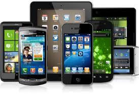 2. La Explosión Móvil definirá la industria de TIC de Chile La movilidad impulsa un cambio profundo en el gasto del mercado TI Durante 2013, los teléfonos inteligentes y las tabletas crecerá en un