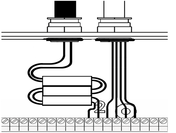 Para evitar cruces el cable de red debe ir separado de los cables de conexión de las zonas.