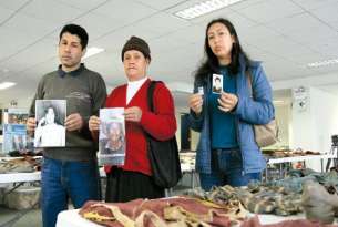 Reconocen prendas de seis desaparecidos en Ayacucho Muestra.