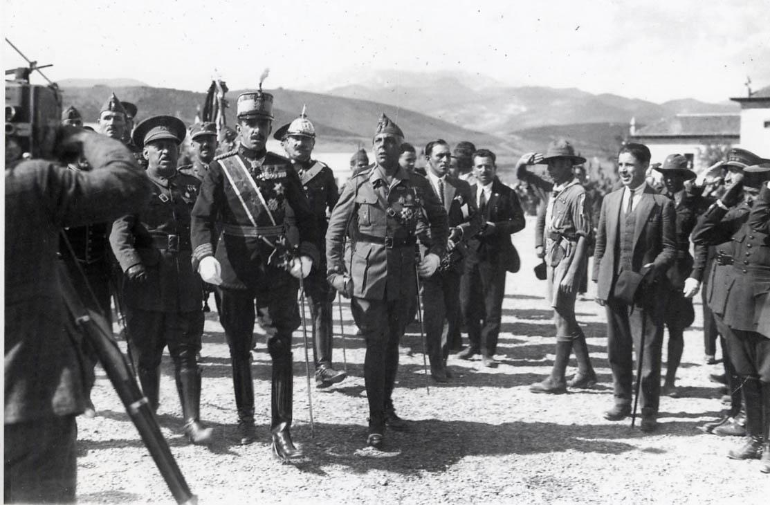Alfonso XIII en Dar Riffien, 1927,