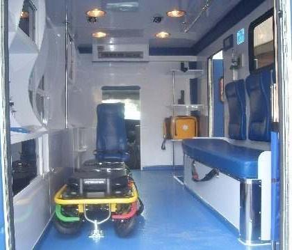 Es una de las ambulancias mas modernas y avanzadas, ya que se puede dotar con equipos de SVA y rescate pudiendo funcionar como