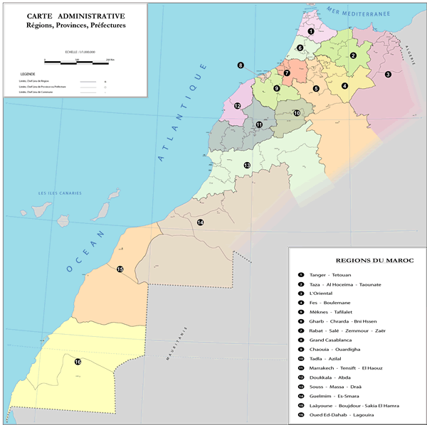 5.2 Marruecos El título XI de la Constitución de Marruecos (1996), Des Collectivités Locales, en los artículos 100, 101 y 102, salvaguarda el principio de descentralización y trata el tema de