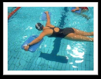 NATACIÓN TERAPÉUTICA N1 - GRANADA INTRODUCCIÓN Es de todos sabido los beneficios del deporte, en especial de la natación, y de las grandes ventajas que el medio acuático ofrece en cuanto a las
