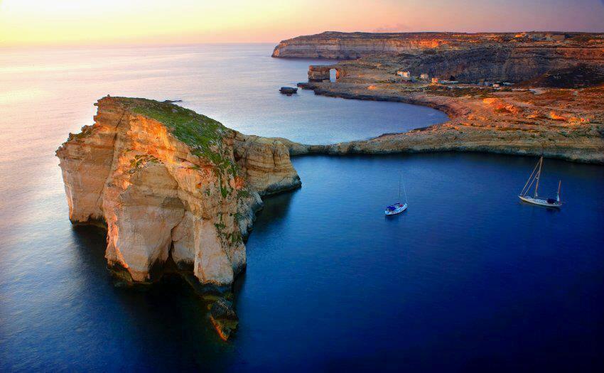 St. Paul s Bay / Gozo (Malta) Programa: Cursos de inglés en Malta para Adultos Fechas disponibles para realizar el programa: todo el año Malta es una preciosa isla inmersa en la historia, con un