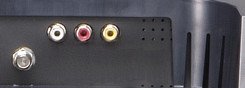 Uso del conector ANT/Cable (coaxial) 1 Apague el televisor y desconecte el cable de alimentación de la toma de corriente. 2 Conecte el cable coaxial al conector ANT/Cable del televisor.