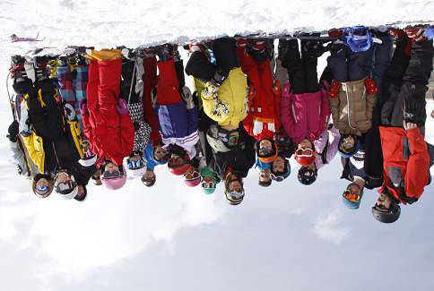 Servicios Viajes Ski y Snow al Piau Engaly (Pirineo Francés) Toda la temporada: 1 de Diciembre a 1 de Mayo.