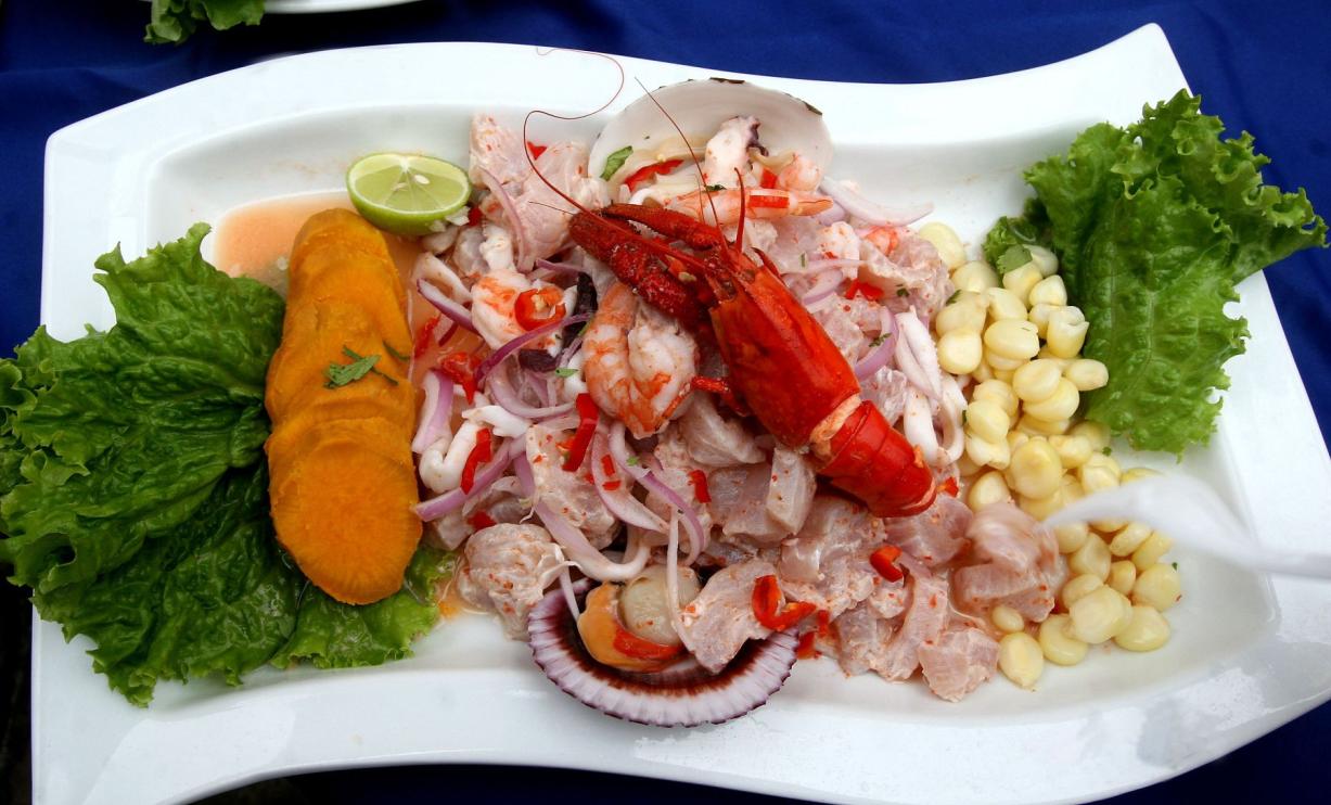 Lima es reconocida internacionalmente como la "Capital Gastronómica de las Américas", y su cocina es considerada una de las más diversa y exquisita en el mundo a la par con la cocina francesa.