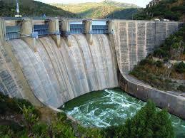 5% del potencial hidroeléctrico total Potencial Eólico 22 450 MW 142 MW