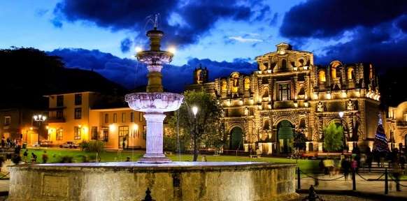 CAJAMARCA 1. Plaza de Armas de Cajamarca 2. Plaza de Armas - Bambamarca 3. Plaza de Armas Contumaza 4.