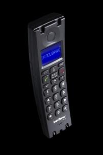 TELÉFONOS INALÁMBRICOS TS 66 V Características: Despertador con programaciones de hasta 3 alarmas (2 en la base y 1 en el auricular). Agenda/directorio para 50 nombres/números.