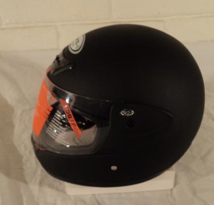 VI.- Resultados Impacto 50 Joule Marca YT (rojo) CHR-1 Helmet (negro) HFM (azul) Impacto