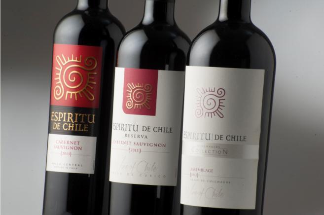 ESPIRITU DE CHILE PORTFOLIO Vinos que reflejan lo mejor de Chile: la luminosidad del sol de los Andes y la pureza del aire, que da vida a las mejores uvas.