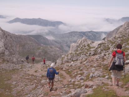 Trekking de Los Picos de Europa Atravesar los tres macizos de los Picos de Europa es una empresa de envergadura, físicamente exigente, pero tremendamente gratificante.