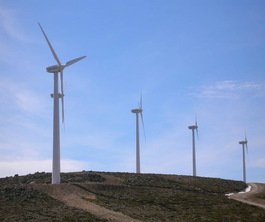 PROYECTOS EN ESTUDIO - CHILE Parque Eólico Canela III (Endesa Eco) PRINCIPALES CARACTERISTICAS Parque eólico Canela I y II Potencia estimada: 59.4 MW Gen.