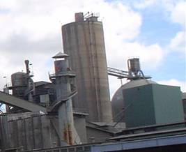 Menú principal Índice de Guías Minimización del riesgo medioambiental en la industria de fabricación del cemento 1.