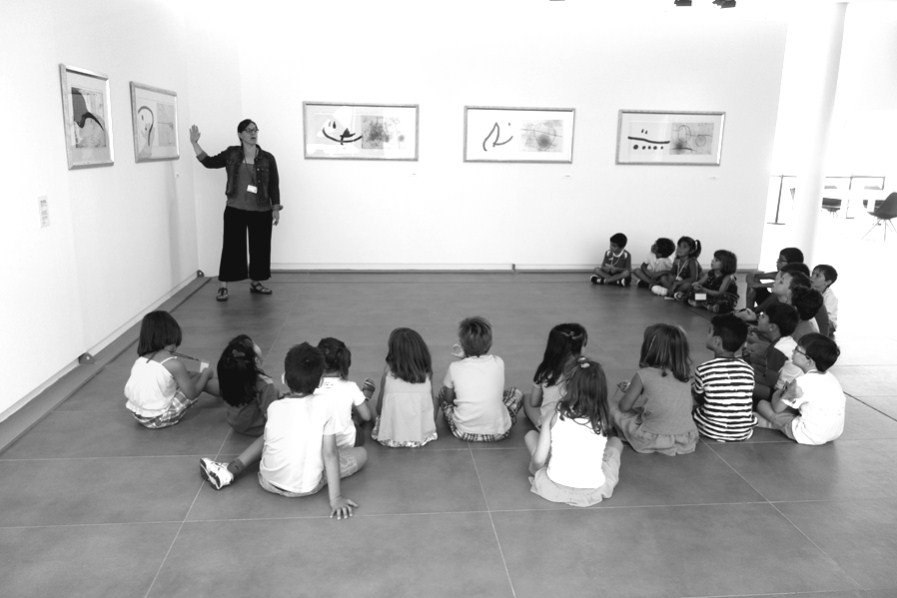 INFANTIL Y 1º CICLO PRIMARIA Para Joan Miró no existía una diferencia clara entre la pintura y la poesía.