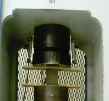 c) Retensión de agua (ASTM C 941-2).- Determina la capacidad de un grout para retener agua de amasado (figura 1).