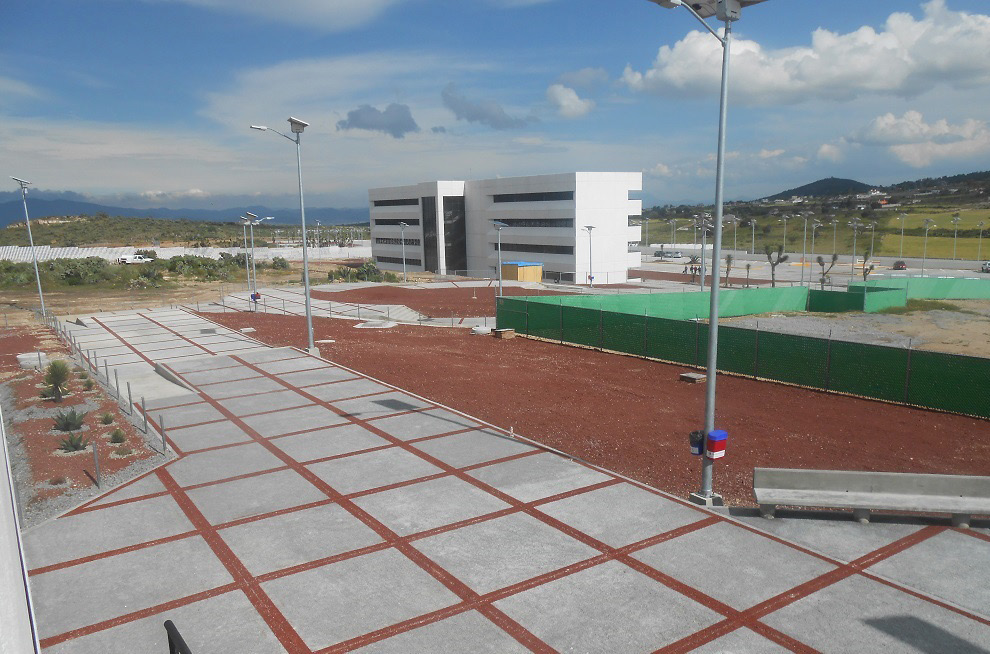 Seguimiento a proyectos y actividades sustantivas Se continuó el diseño de Proyecto Ejecutivo de U.P. Hidalgo, donde se albergará un Nivel Medio Superior y un Nivel Superior Enero de 2014 Edificio de Aulas.