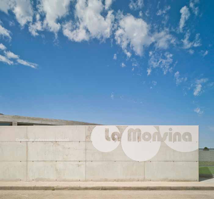 Obra: Centro de Educación Infantil Emplazamiento: Callosa de Segura (Alicante) Arquitecto: Ángel Luis Rocamora, en