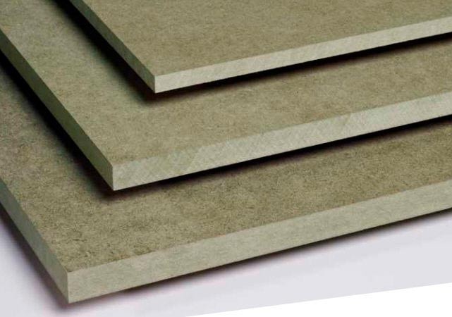Tableros de fibra Los paneles de fibra son tableros elaborados con fibras de madera, que se encolan y se prensan en procesos más depurados y exigentes que los del aglomerado.