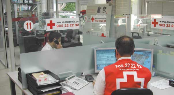 Centro de Coordinación El Centro de Coordinación es el dispositivo que congrega las comunicaciones de Cruz Roja Española y desarrolla su actividad en todo el territorio nacional.
