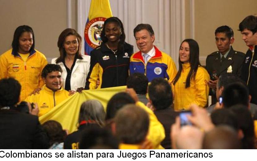 El presidente colombiano, Juan Manuel Santos, entregó la bandera del país a la delegación deportiva que compitió en los Juegos Panamericanos de Guadalajara en México, que se celebro del 14