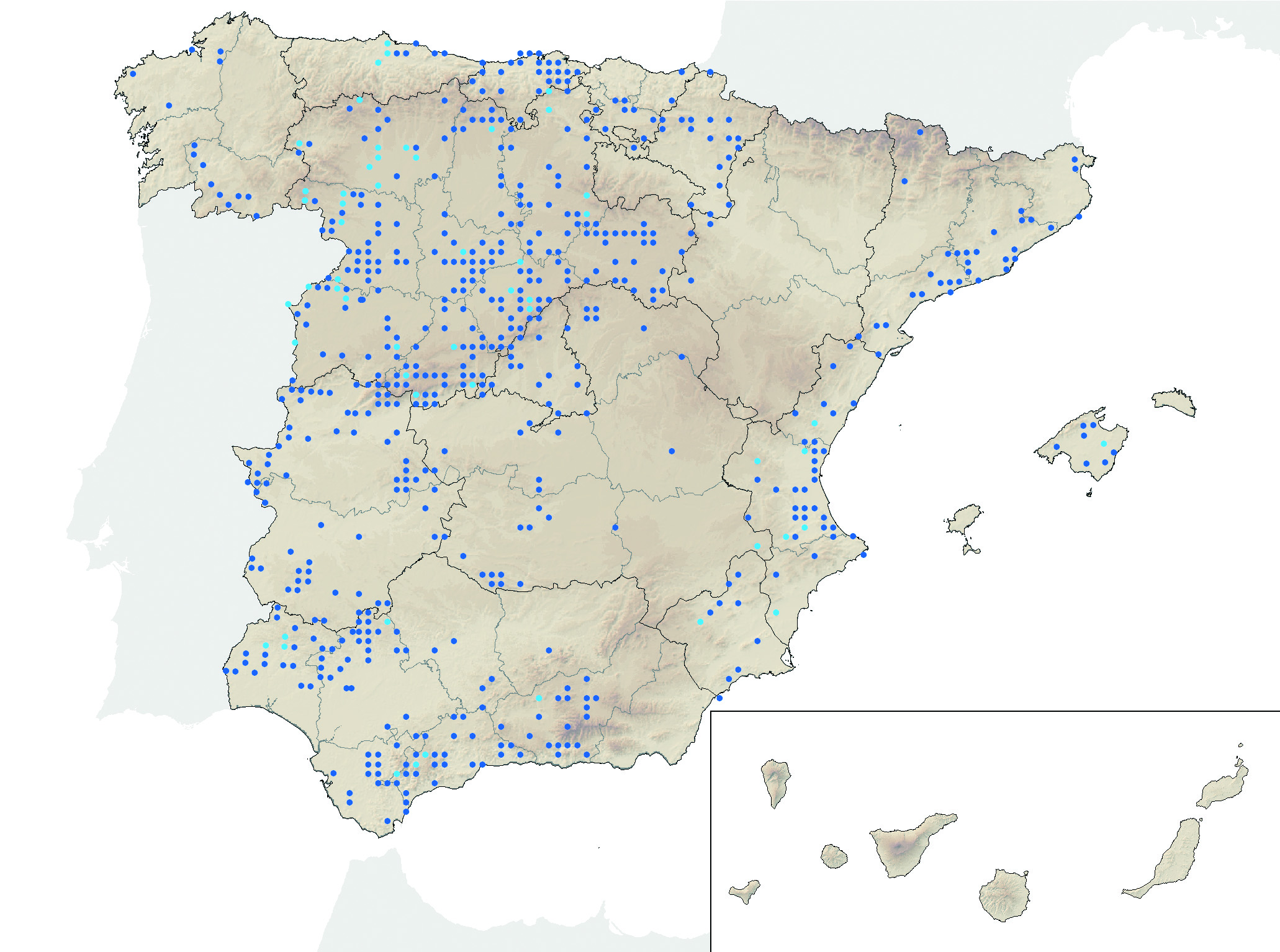 Atlas y Libro Rojo de los Mamíferos Terrestres de España HÁBITAT Y RANGO ALTITUDINAL Bosques maduros abiertos y pastizales arbolados. En el sureste ibérico evita medios semiáridos.