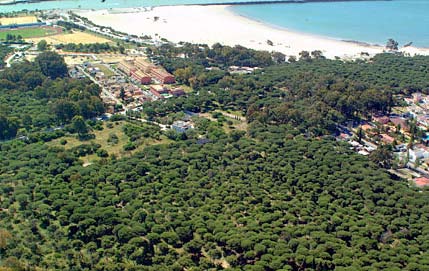 Playa de la Puntilla Es considerada la playa más popular por su cercanía a la población.