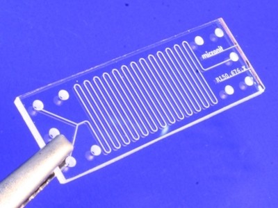 MEMS Bombeo de líquidos en microsistemas (microfluídica) Lab-on-a-chip: