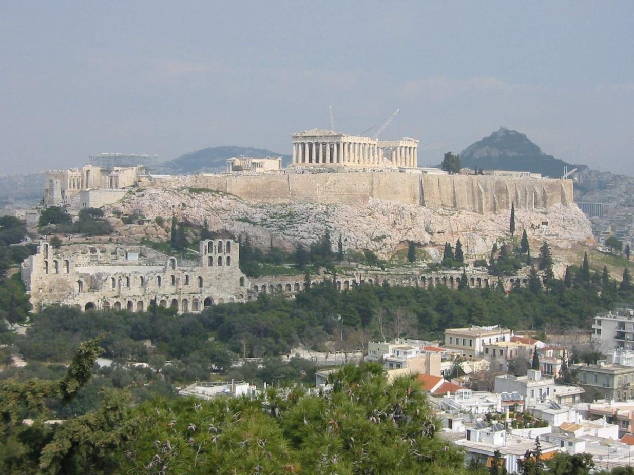 Acrópolis de Atenas ACRÓPOLIS La parte alta y fortificada de las antiguas ciudades