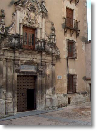 LUGARES DEL ENCUENTRO: Alojamiento.- Seminario Conciliar de San Julián de Cuenca. Construido en 1745 bajo los auspicios del Obispo José Flores Osorio.
