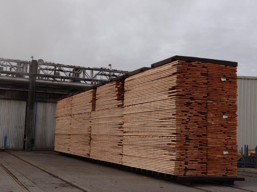 Metodología Se determinará el tiempo que se demora en calentar por RF todo el perfil de la madera a 60 C para