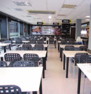 Mercedes Valenzuela dirige el nuevo supermercado Comed Or ubicado en Gran Via Asima, 34 (Polígono Son Castelló).