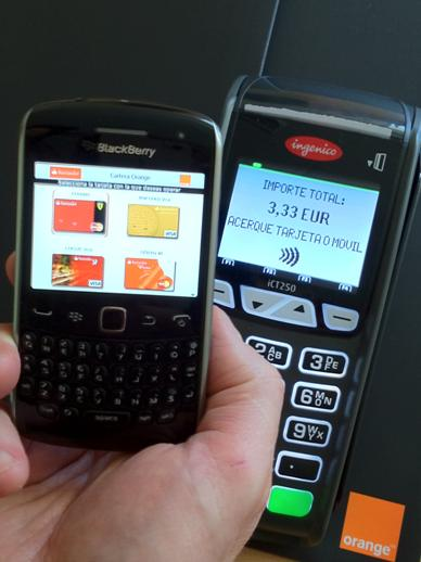 Piloto de Pagos: Banco Santander Descripción Primer piloto de pagos móviles NFC con tarjetas Visa y Mastercard en la misma cartera Transacciones de bajo y alto importe (>20 ) con mpin Certificación