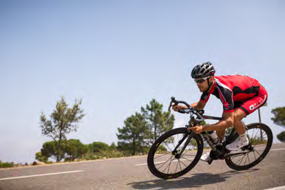 Para obtener el màximo rendimiento La línea Plus Fit for Man está pensada y diseñada para ciclistas exigentes que ya no conciben su vida sin subirse a una bicicleta.