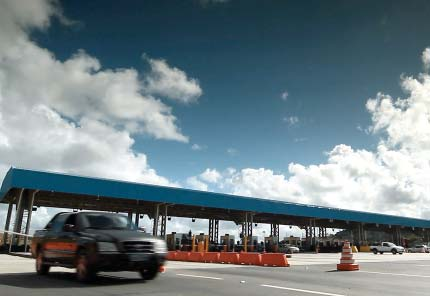 Autopista Perote - Xalapa, México Autopistas La compañía gestiona 1.643 km en nueve autopistas en concesión distribuidas entre Brasil, India, México, España y EEUU, seis de ellas en estado operativo.