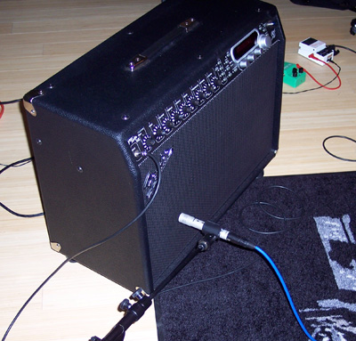 Técnicas de grabación - amplificador Dinámico o condensador Generalmente se usa cardioide La ubicación es muy