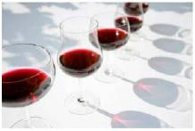 Llega la fiesta del Beaujolais Nouveau 2011! A partir de los años 1950, los viticultores franceses de la región del Beaujolais quisieron desarrollar su vino a través del mundo.