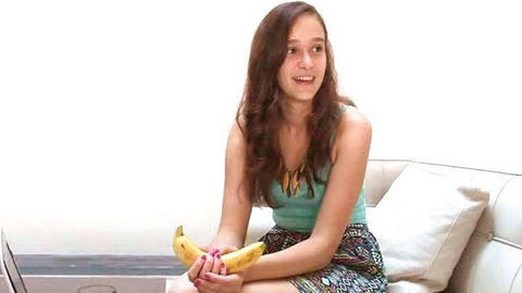 Proyecto: Going Bananas - Jovén estudiante de 16 años de Turquía, Elif Bilgin, ha sido premiada con el prestigioso premio norteamericano "Science in Action" (Ciencia en Acción) por desarrollar un