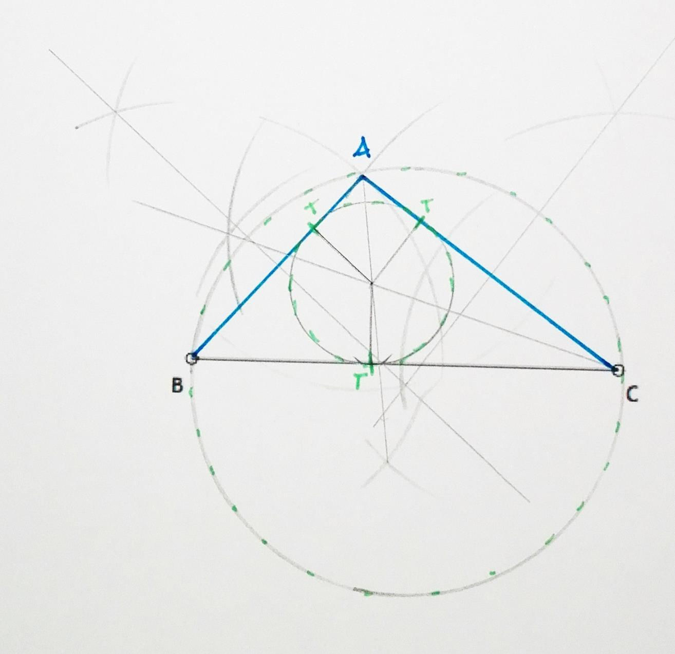 9- Se conocen los tres lados de un triángulo, y se pide: a) Dibujar un triángulo conociendo la posición del lado BC.