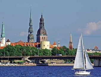 Porqué Riga? TAMAÑO Y UBICACIÓN IDEALES Los lugares de interés turístico, así como restaurantes se encuentran a una corta distancia a pie.