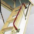 Para medidas más pequeñas de escalera hay que cortar los elementos horizontales de la balaustrada.