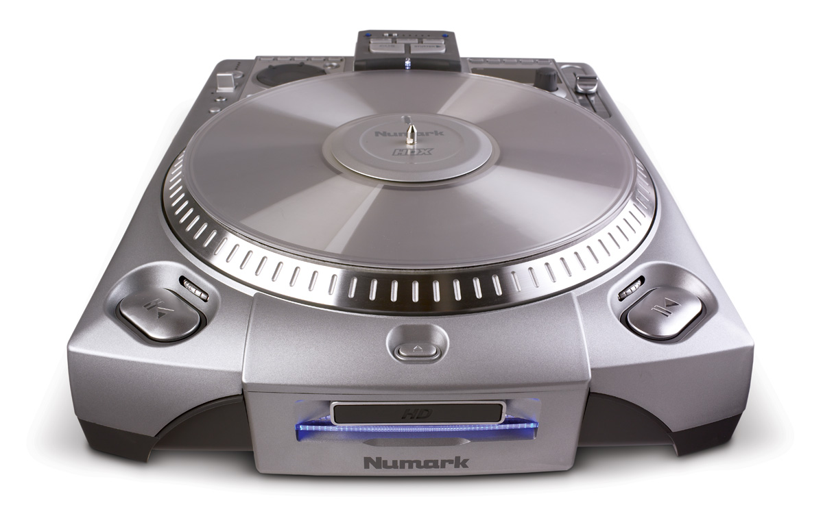 Sensación auténtica de vinilo Disco duro extraíble de 80 Gb, que permite el almacenamiento de cientos de canciones en múltiples formatos.