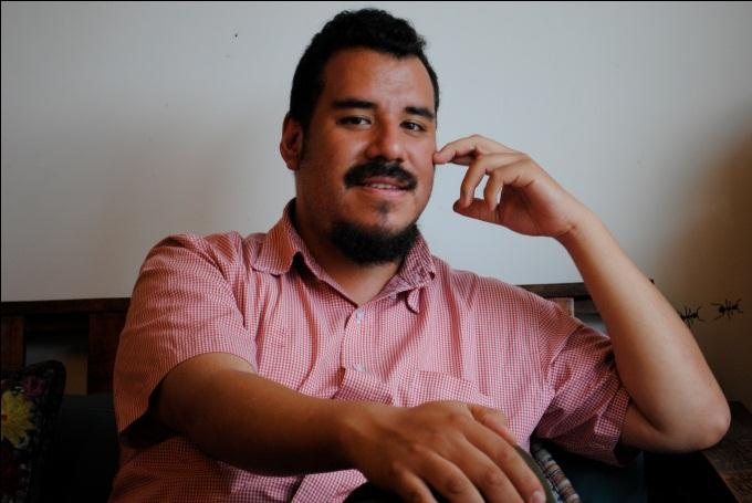 Luis Téllez-Tejeda (México) Tiene estudios de licenciatura en Lengua y Literaturas Hispánicas por la Facultad de Filosofía y Letras de la UNAM.
