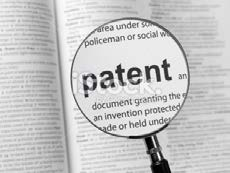 Ejemplo: los derechos sobre patentes, marcas, concesiones, renombre comercial y otros. 5. Por la posibilidad de reemplazarlos o no por otros: a) Fungibles.